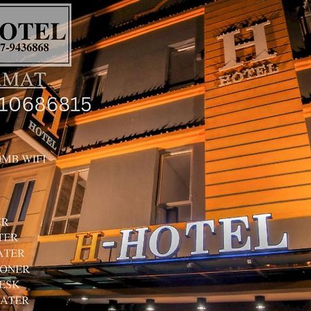 H Hotel Segamat Exterior foto