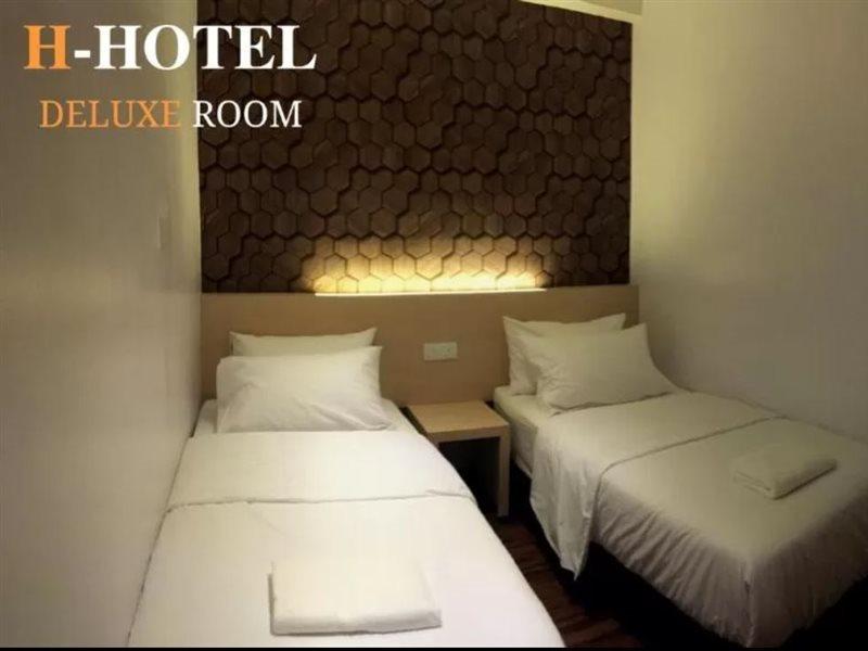 H Hotel Segamat Exterior foto